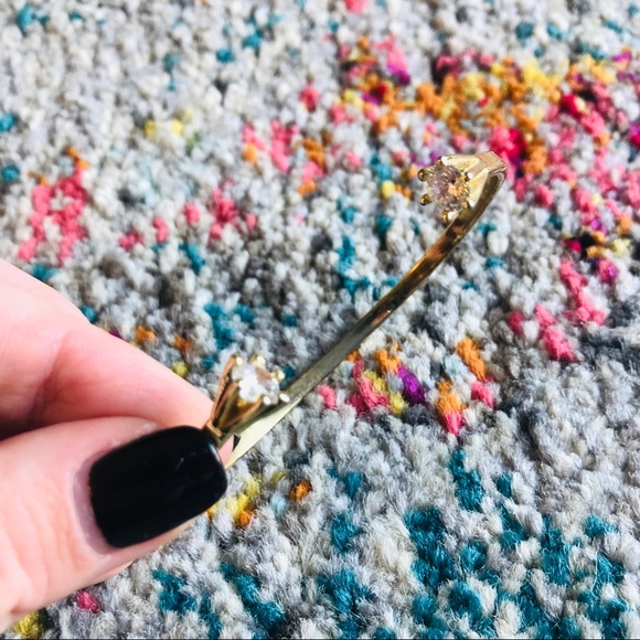 Gold and “Diamond” 💎 Bracelet - Picture 3 of 4